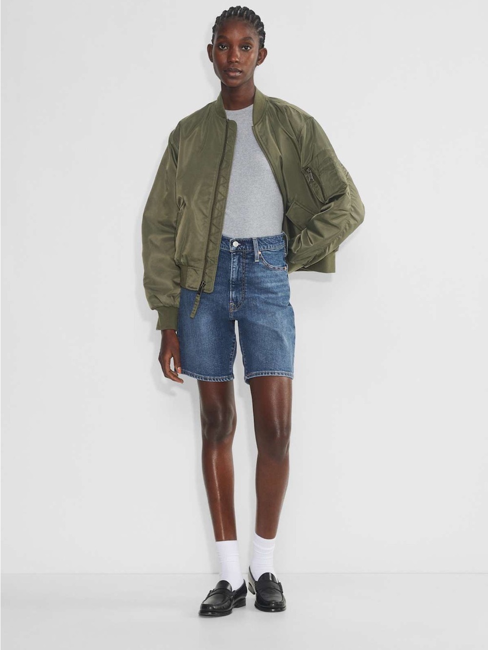 Levi’s ribcage Bermuda shorts Classic Dark Wash Denim Shorts